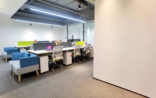 平安金融中心出租-148m²-精装修-门头