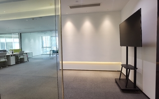 平安金融中心出租-215.27m²-精装修-门头